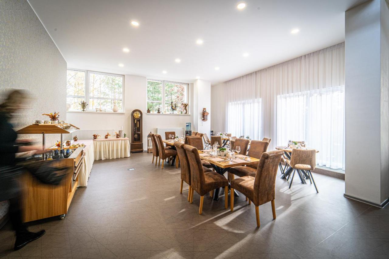 ברנו Hotel Fontana מראה חיצוני תמונה