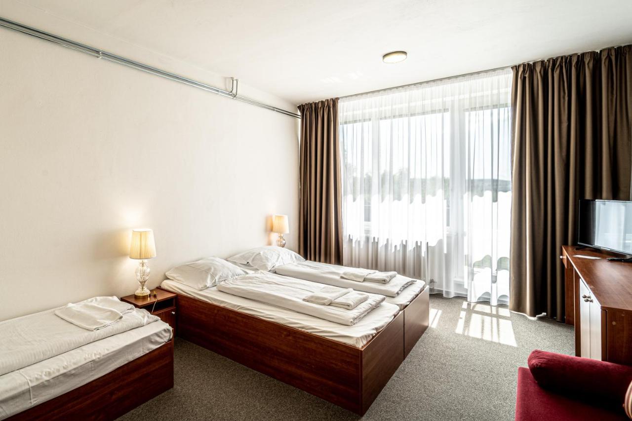 ברנו Hotel Fontana מראה חיצוני תמונה