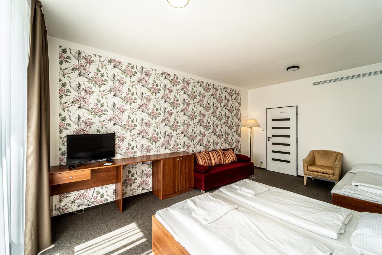 ברנו Hotel Fontana מראה חיצוני תמונה