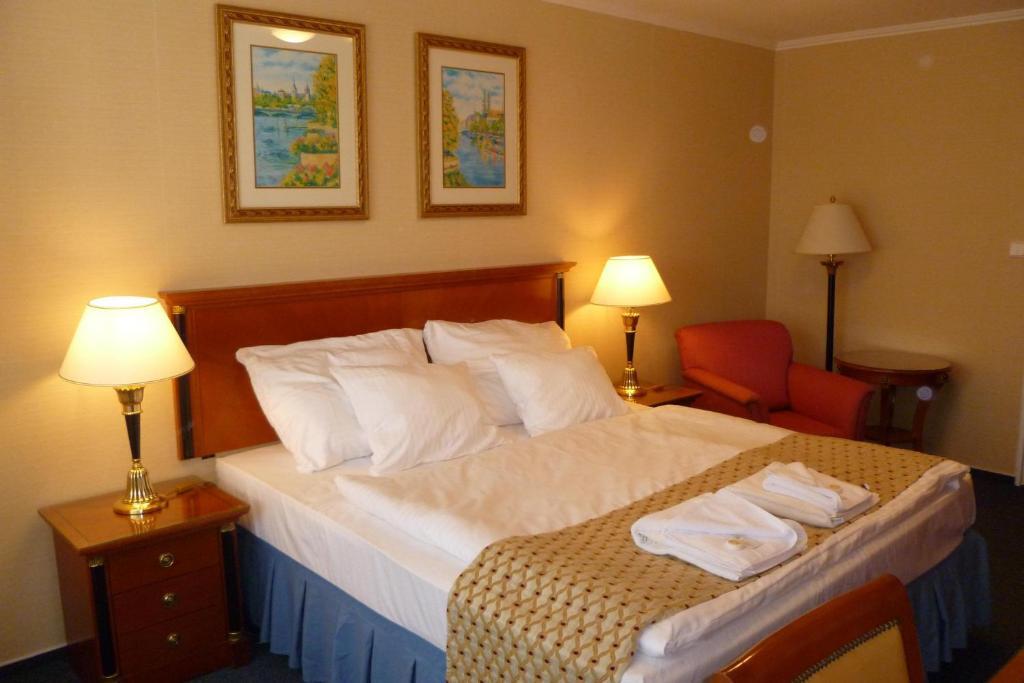 ברנו Hotel Fontana חדר תמונה